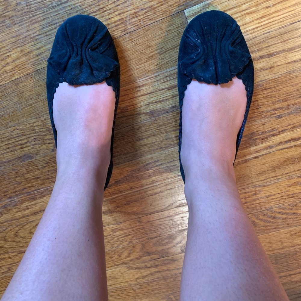 Black Vaneli flats